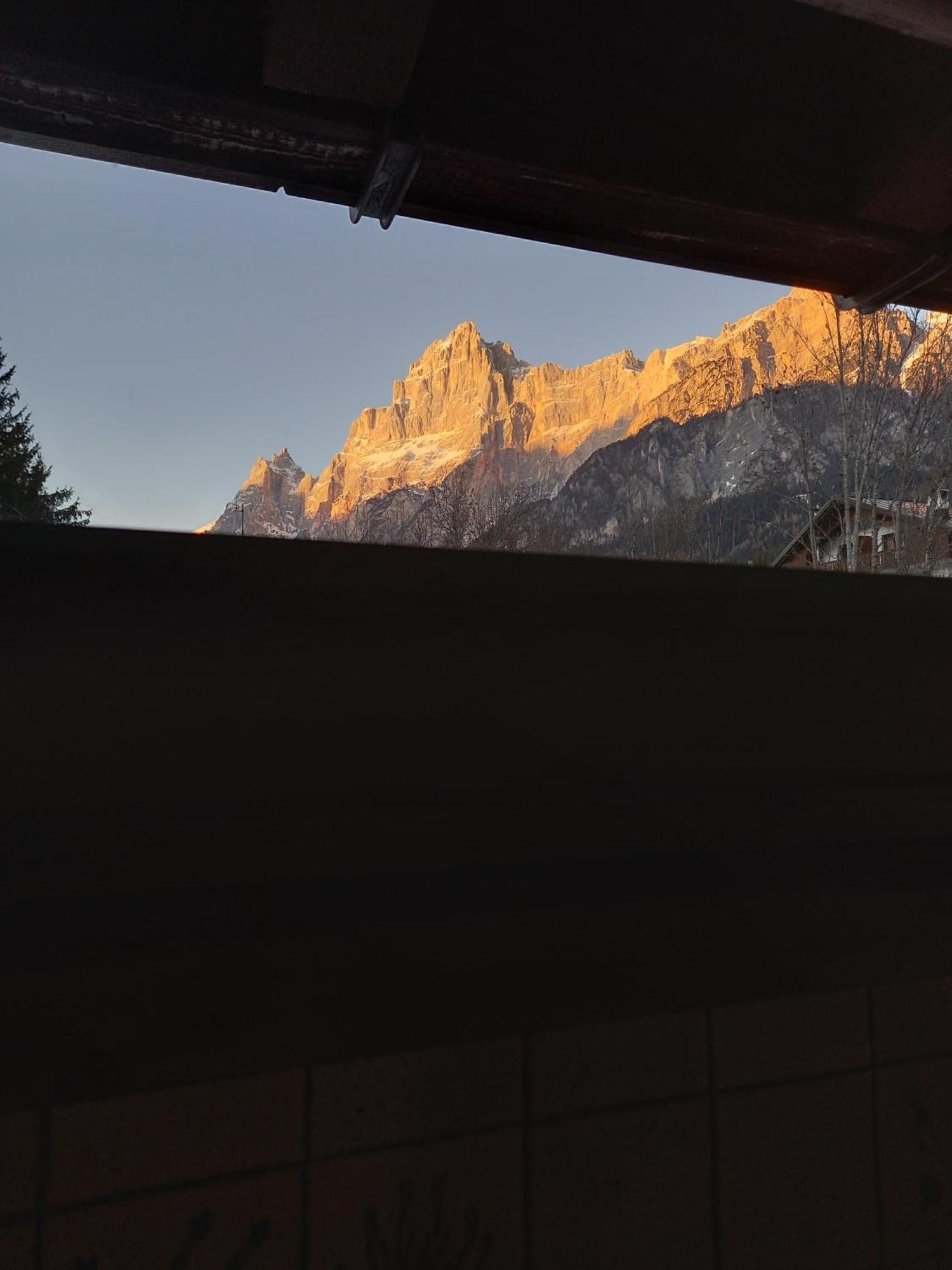 Deliziosa Mansarda Con Vista Dolomiti Apartment San Vito di Cadore Exterior photo