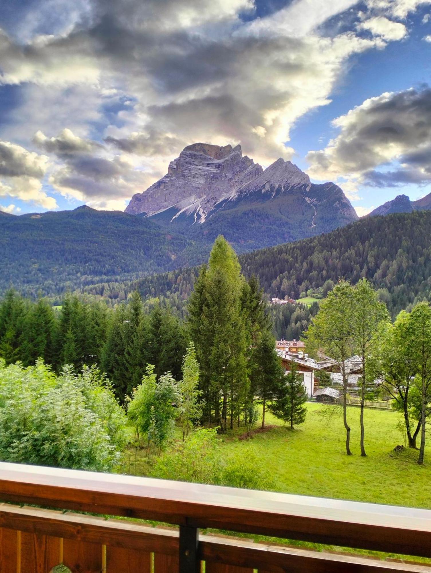 Deliziosa Mansarda Con Vista Dolomiti Apartment San Vito di Cadore Exterior photo